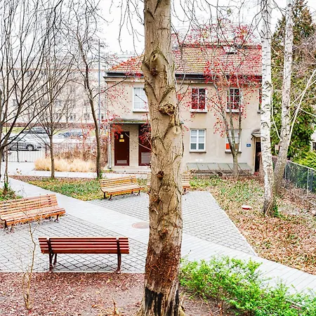 Quiet In The Old Town * 바르샤바